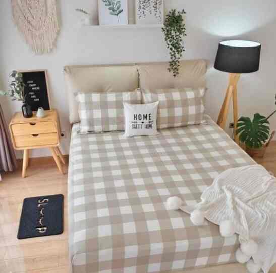 SPREI SEPRAI KOTAK AESTETIK