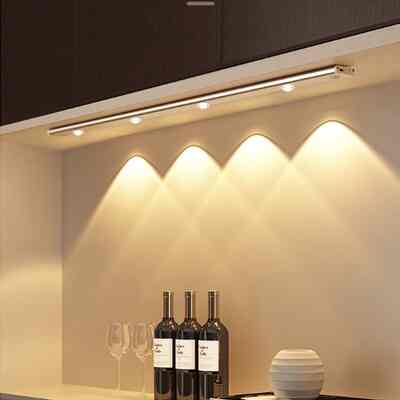 Lampu sensor otomatis