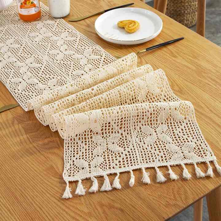 Taplak meja rajut table runner