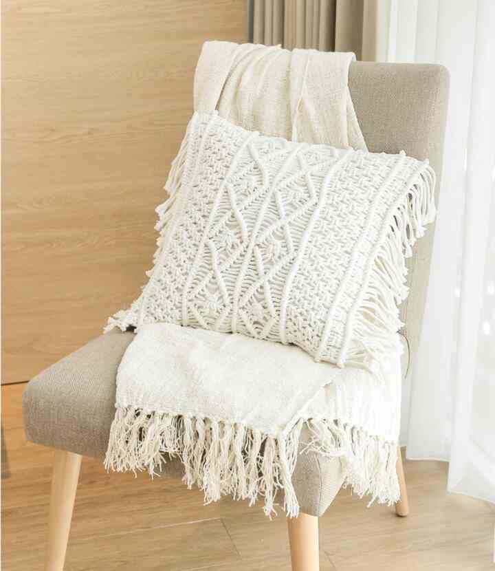 Senja Throw, Selimut Tenun Polos dengan Rumbai, Beige