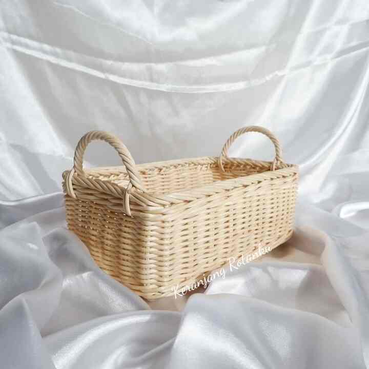 Keranjang Rotan 23x14x8 Handle