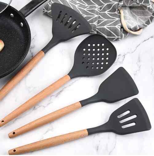 Kitchen Tool / Utensil set