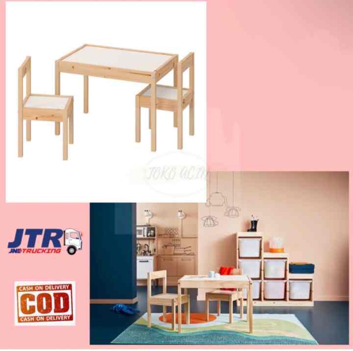 LATT Meja anak dengan 2 kursi, putih/kayu pinus