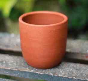 Pot Gerabah Terakota