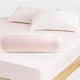 Sprei Set Motif Kotak