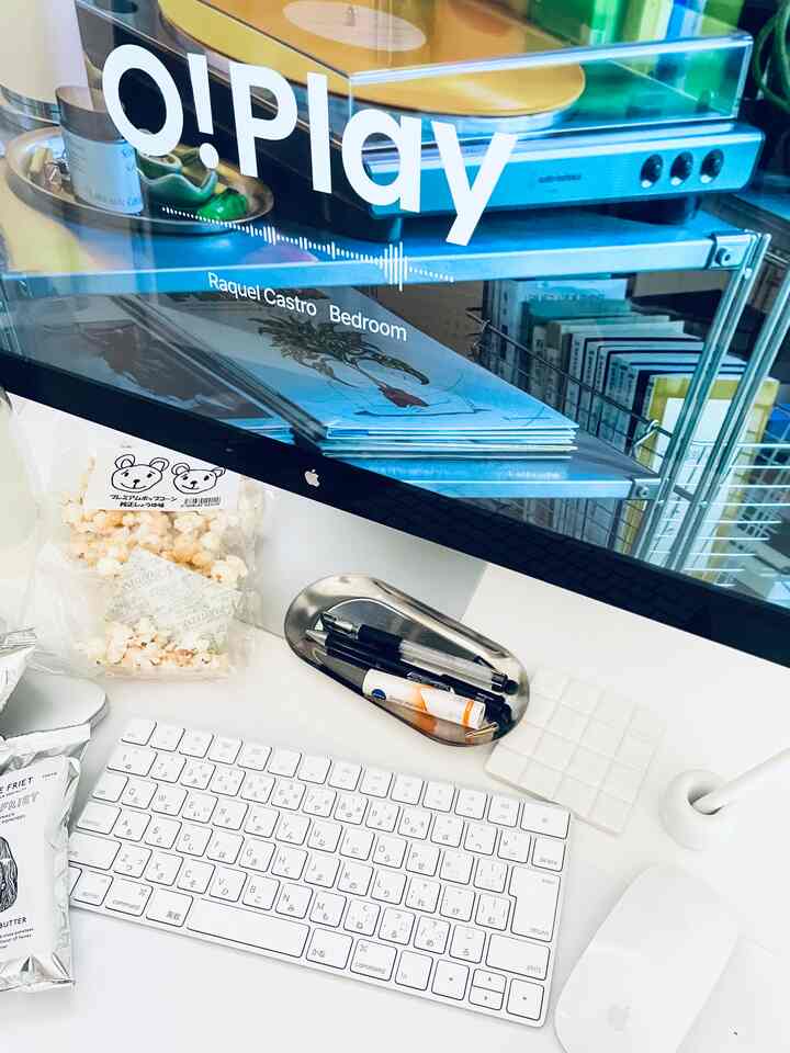 🍿🖥️🖱️✒️🎧

#シンプルなインテリア 
#ホワイトインテリア
#ナチュラルインテリア
#ウォールシェルフ 
#収納 #賃貸収納
