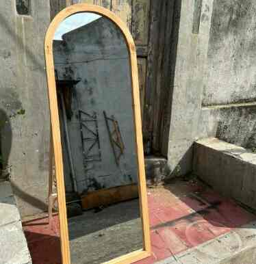 Cermin berdiri 45x127cm