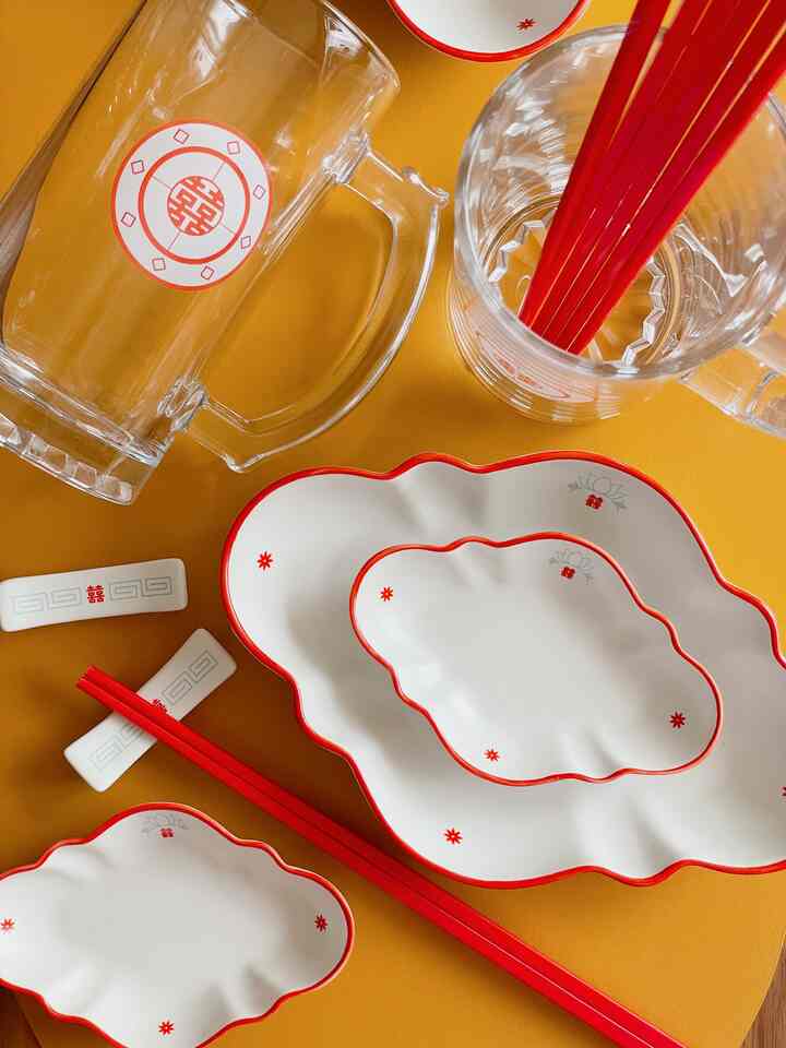 3COINSのNEO町中華シリーズ 🍜🥟

レトロ感のある可愛らしい中華デザインの食器が
めちゃくちゃ可愛いくていくつ購入しました 🛍️

ラーメン鉢や調味料入れなども可愛いくて
全部揃えたくなっちゃいます 🫶🏻

#レトロ #レトロインテリア #カラフル #カラフルなインテリア #食器 #食器セット #テーブルウェア 