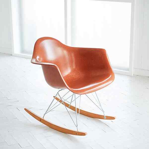 ファイバーグラスアームシェルチェア