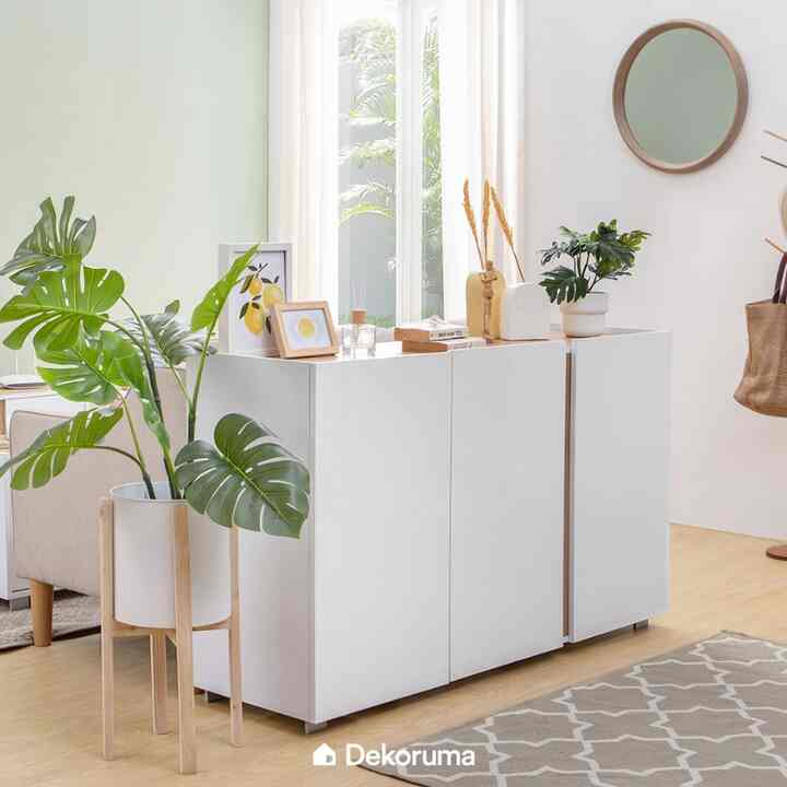 Kabinet Kayu 3 Pintu Putih