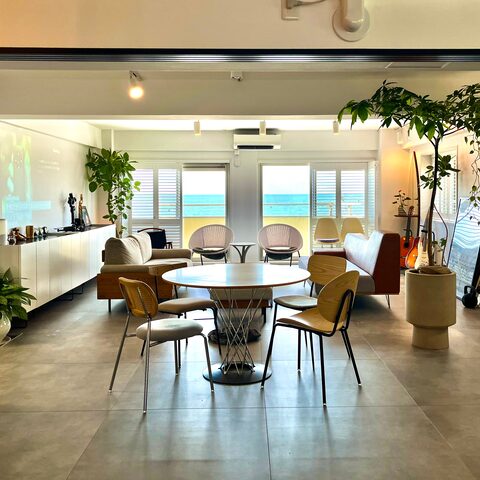 85b571c7-30b6-4ba4-9bde- 85b571c7-30b6-4ba4-9bde-