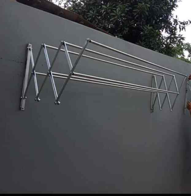 Jemuran Dinding Stainlees Steel 80-200 CM