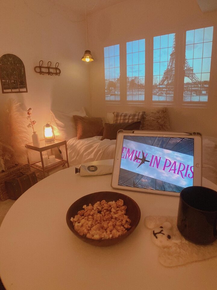 short form carousel card thumbnail