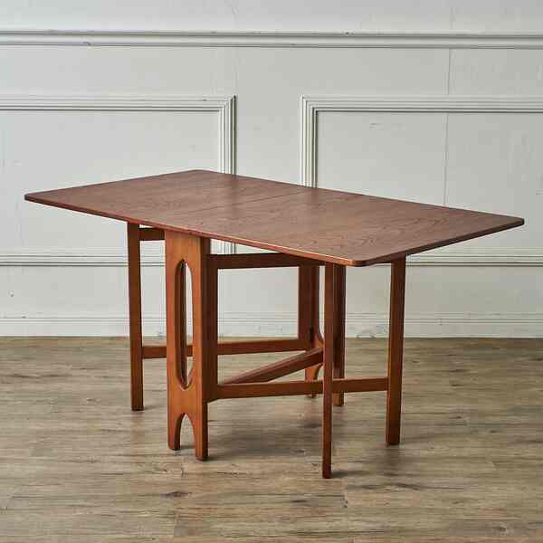 ゲートレッグバタフライテーブル