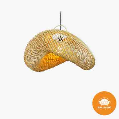 Kap Lampu Rotan Model Ombak