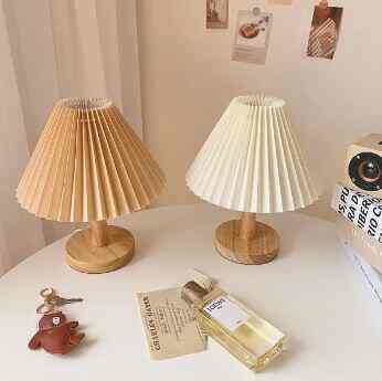 Pleated Table Lamp
