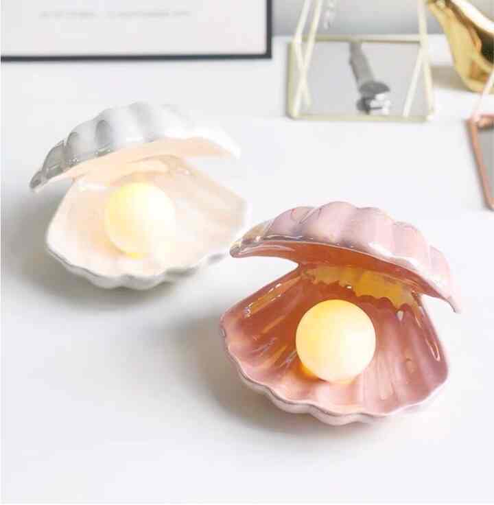 Nuit Shell Lamp