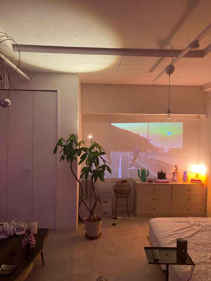 初めまして、ナルセハウスのナルです。

おしゃれな家にしたいと日々奮闘中です🔥
1発目の投稿で夜なのは、、と思いますがこれも良きということで。
これからはいろんな角度からお届けしたいと思います。
理想はアトリエっぽい感じで。
よろしくです🧤

#ikea #ビッグワンルーム #デザイナーズ #goodroom