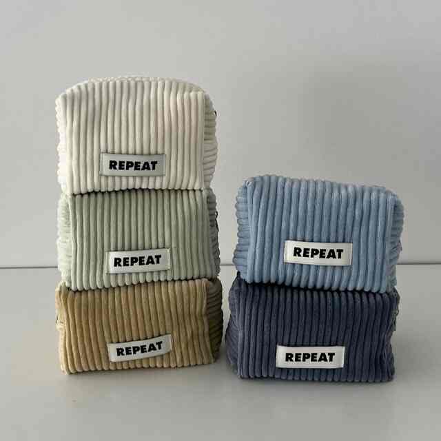 パウダリースクエアポーチ［5色］