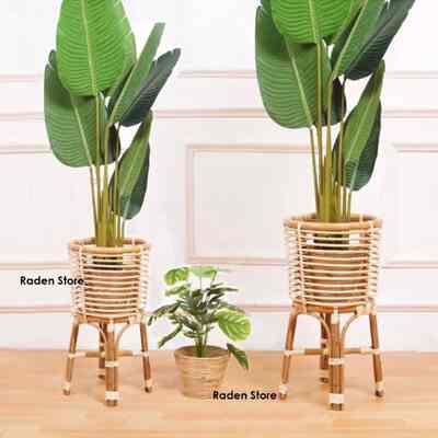 Standing Pot Rotan