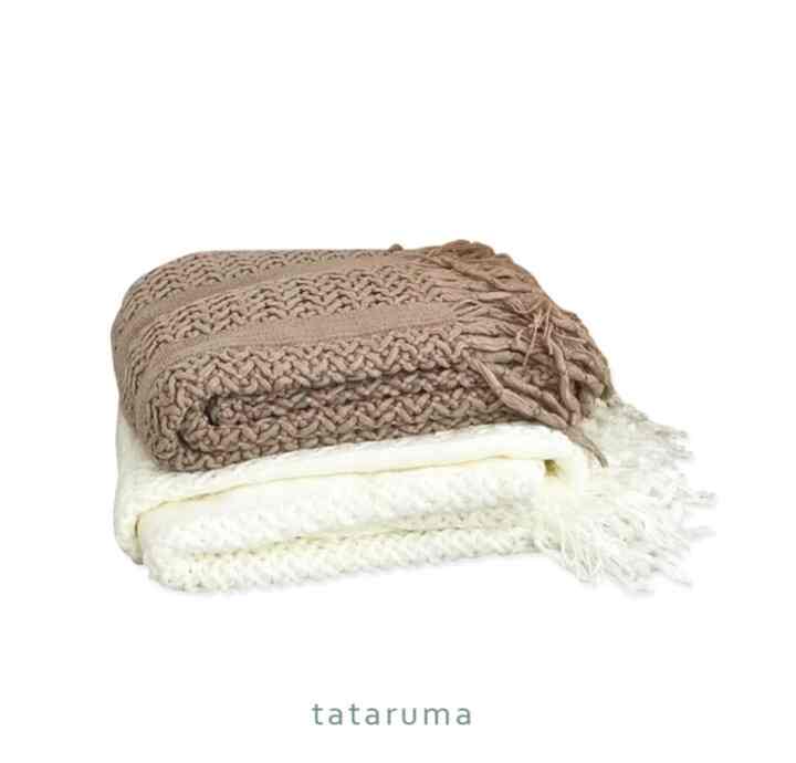 Mofu - Throw Blanket, Knitted Wool + Polyster