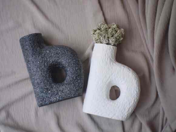 Beta Vase - Teracotta Vase