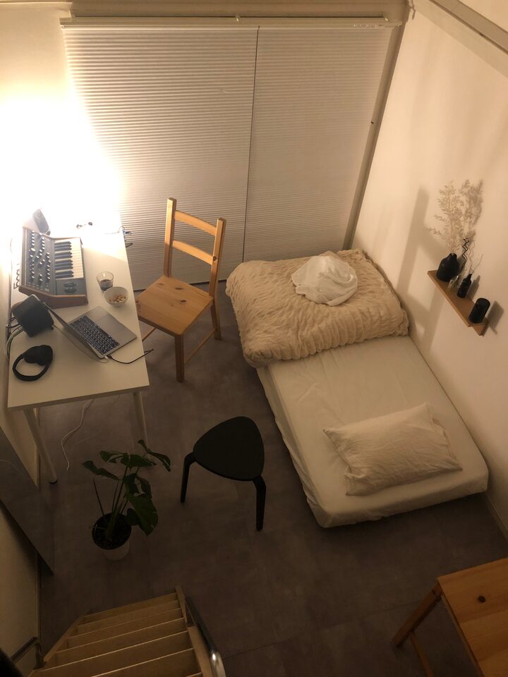 short form carousel card thumbnail