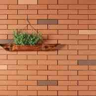 Bata Tempel Terakota Polos