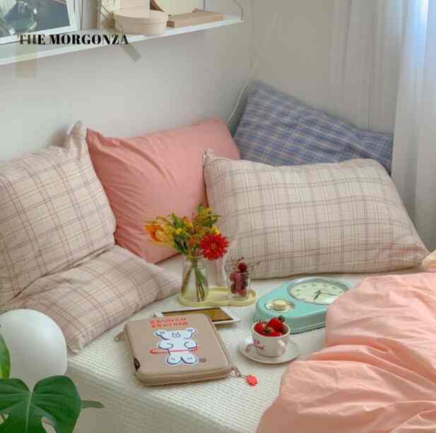 Gingham Pillow Case • Sarung Bantal