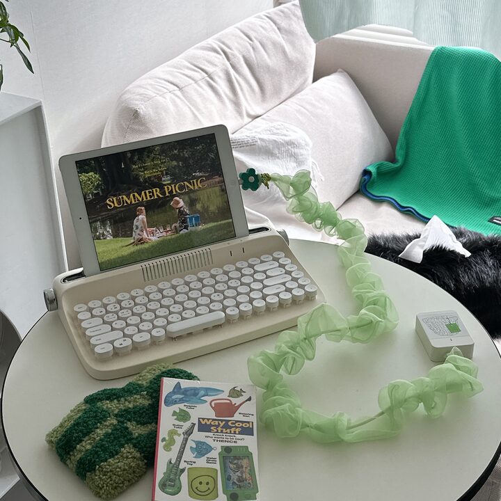 short form carousel card thumbnail