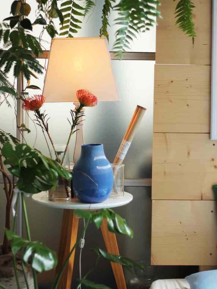 1pic 素朴だけど飾り気のあるベッドサイド

2pic ハマり中のブルーで統一感

#ikea #ikeaベッド #HAY 