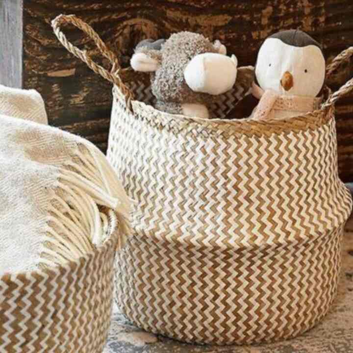 Keranjang purun cevron putih