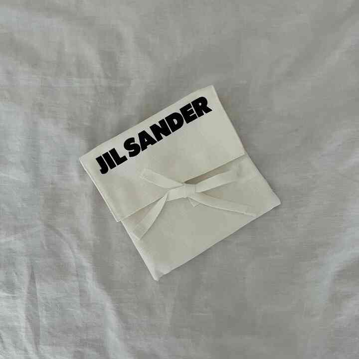 憧れのJIL SANDERを購入♡

#jilsander #ジルサンダー #購入品 #ホワイトインテリア  #ナチュラルインテリア #海外インテリア #和風インテリア #シンプルインテリア #一人暮らし #一人暮らしインテリア  #ワンルーム #ワンルームインテリア #interior #room #home