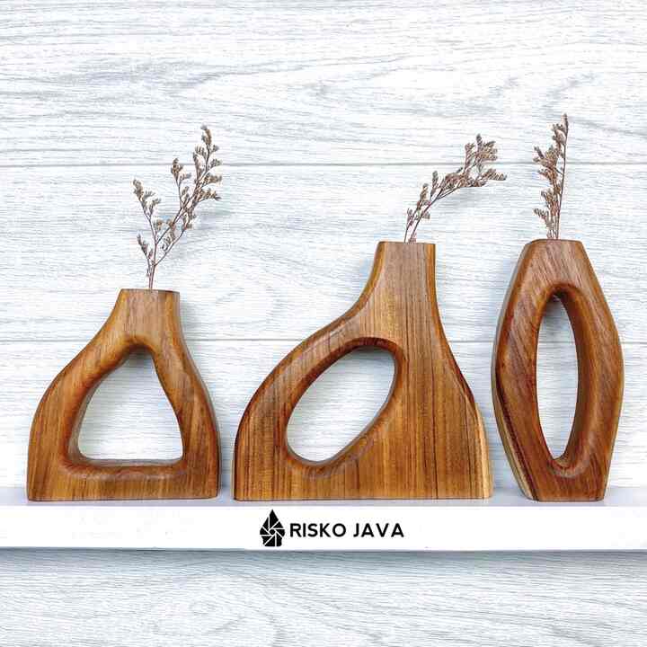 Vas Bunga Kayu Jati