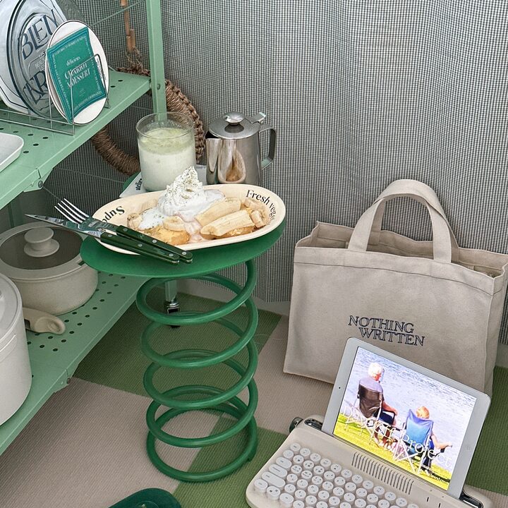 short form carousel card thumbnail