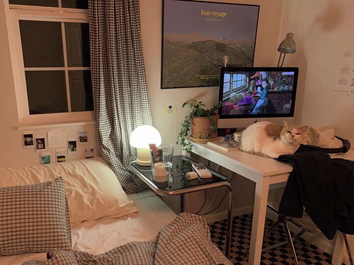 short form carousel card thumbnail