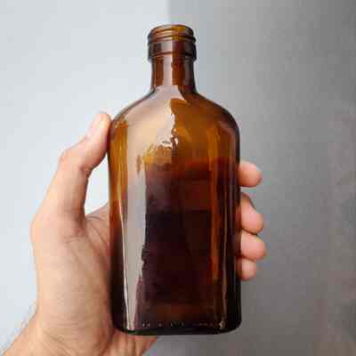 Botol Kaca Gepeng Coklat 250ml