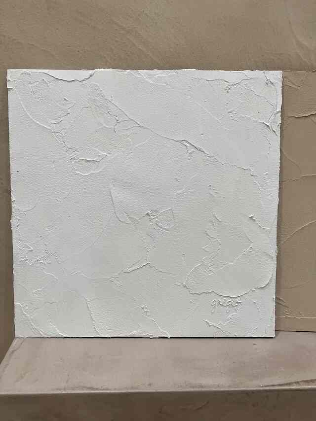 white (c01) 正方形のアート