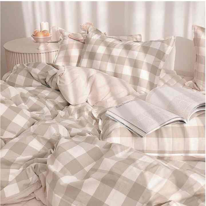 Sprei Motif Kotak, Khaki