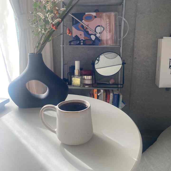 #コンクリート打ちっぱなし
#コンクリート
#カフェテーブル
#HANDMHOME
#theconranshop