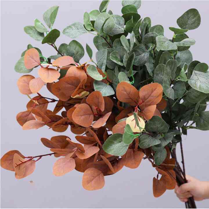 Daun eukaliptus artificial