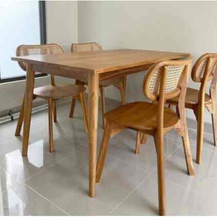 Set Kursi Makan Rotan