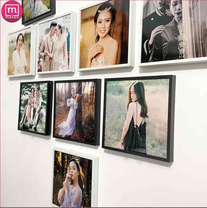 Paket 10 Foto dan Frame, Warna Hitam/Putih