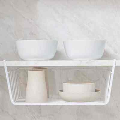 Lyra Keranjang Gantung