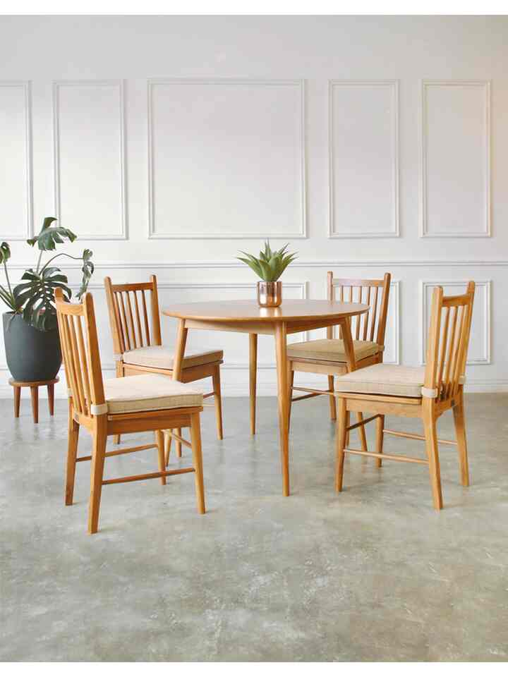 O Dining Set (4 Kursi) Round Table