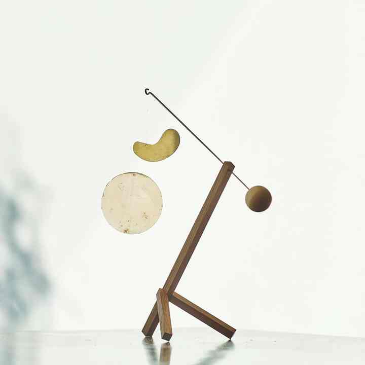 Kinetic Levi モビール Momo