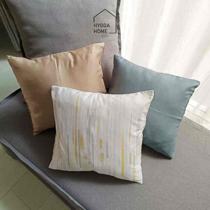 Sarung Bantal Estetik