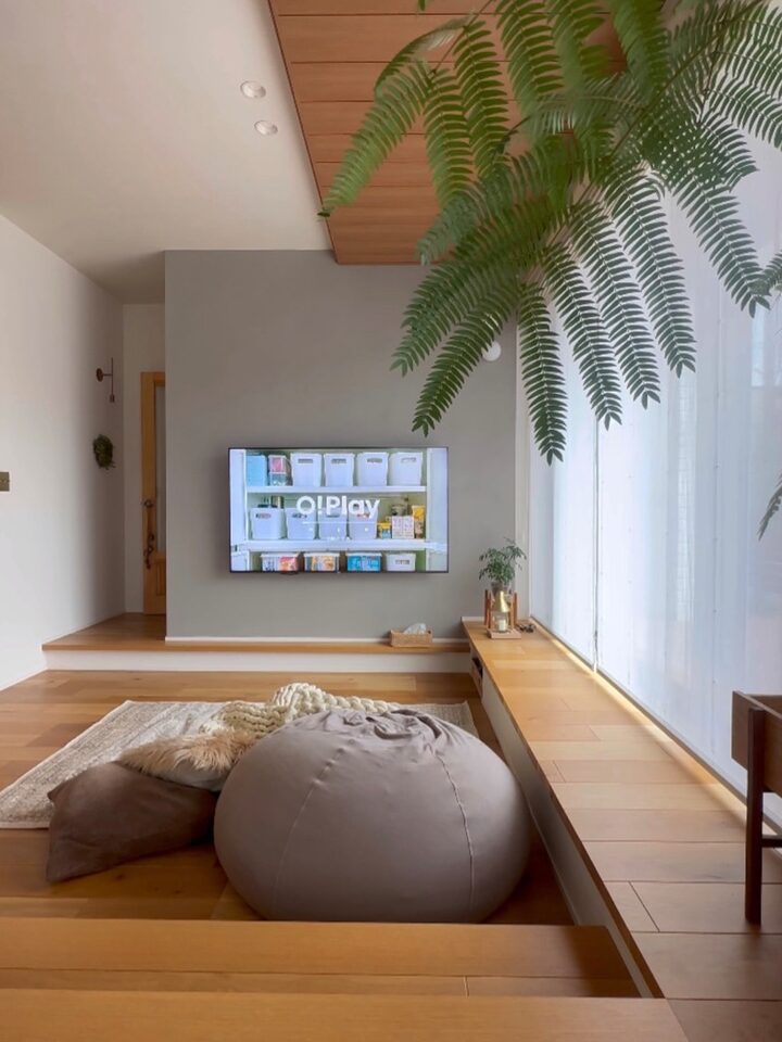 short form carousel card thumbnail