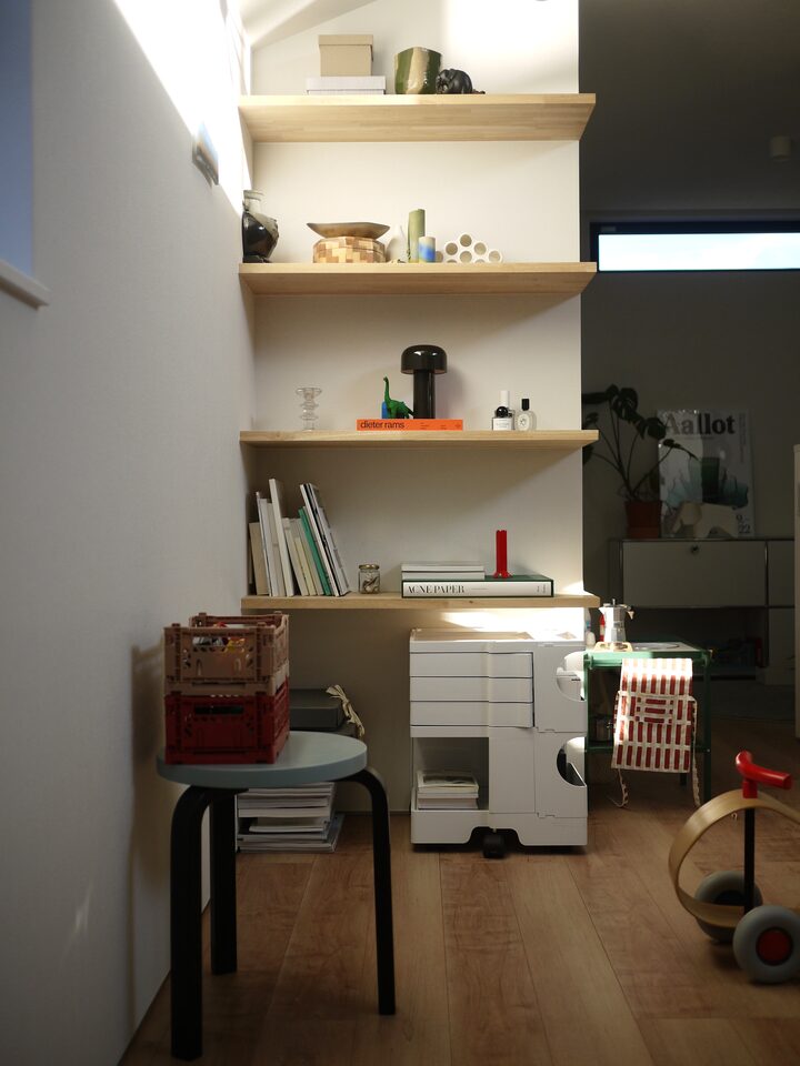 short form carousel card thumbnail