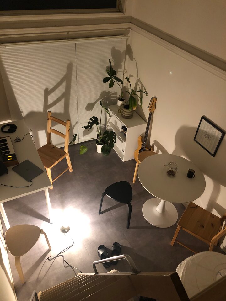 short form carousel card thumbnail